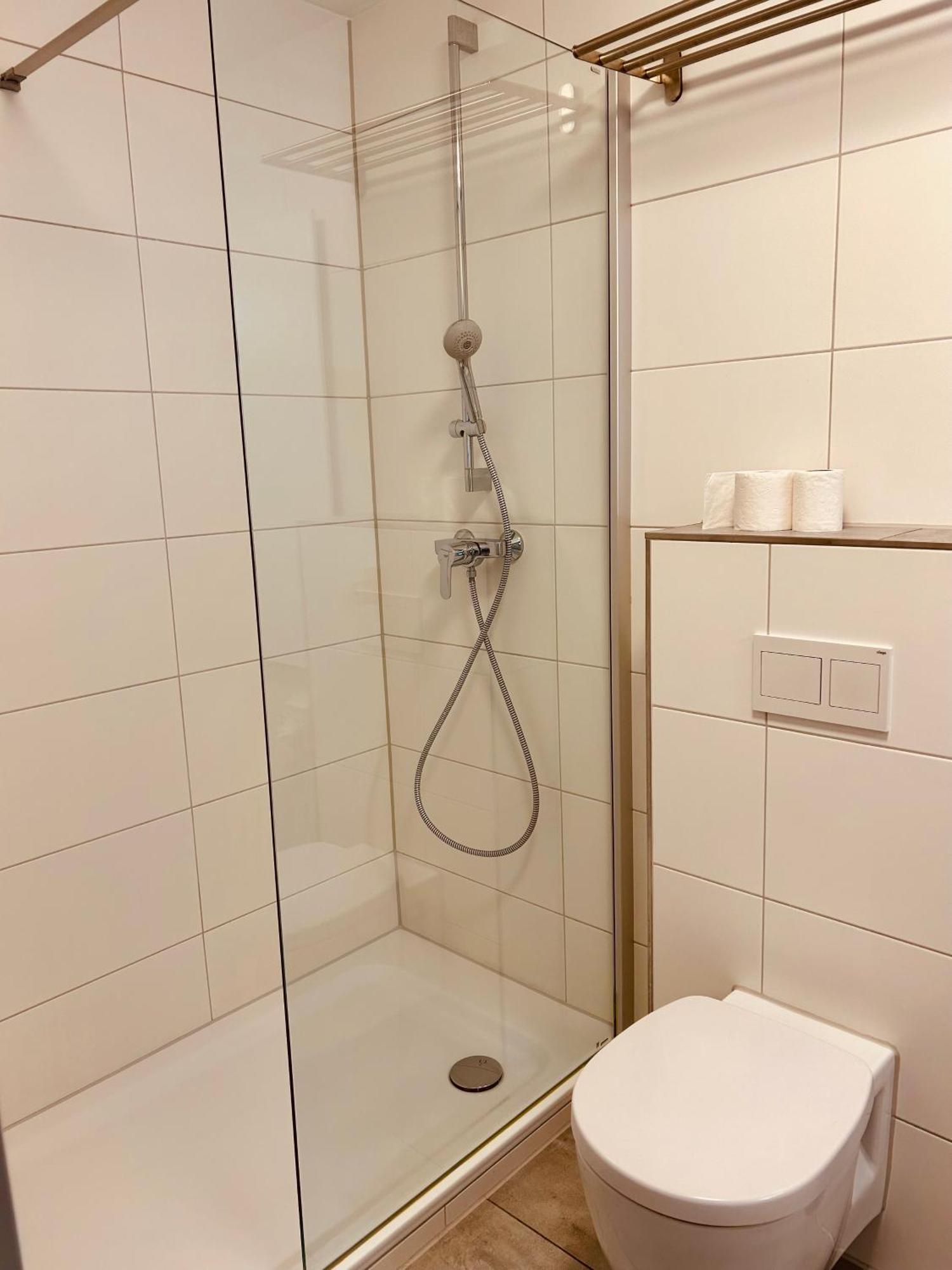 Gaestehaus Spoth Hotel Rust Luaran gambar