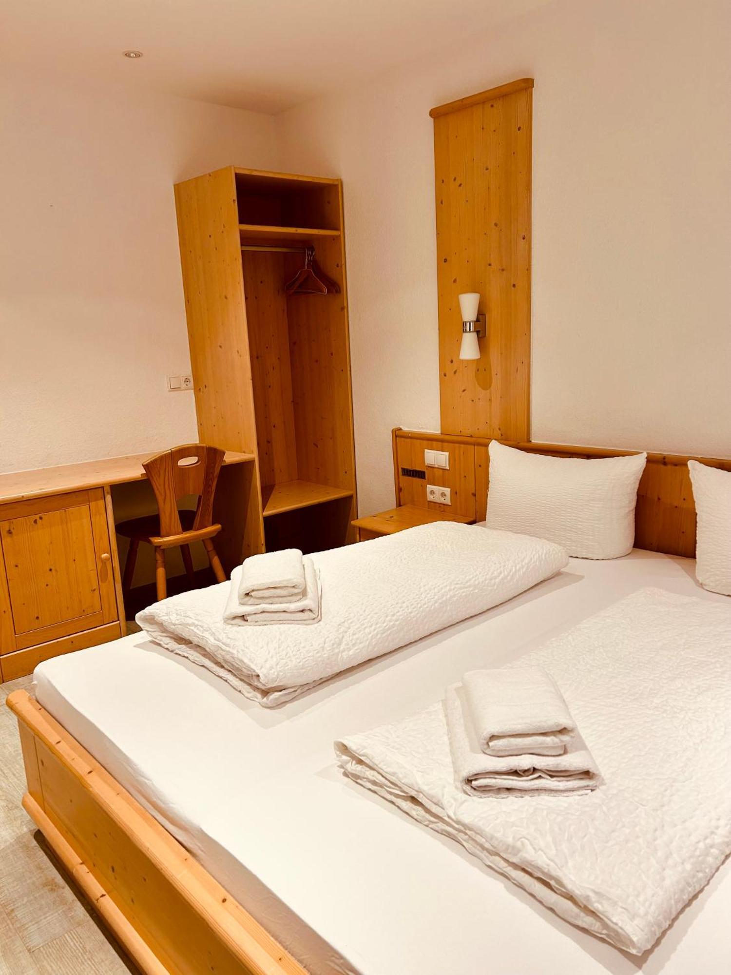 Gaestehaus Spoth Hotel Rust Luaran gambar